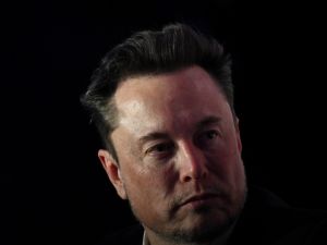  Elon Musk