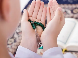 Shutterstock  Dua for Morning