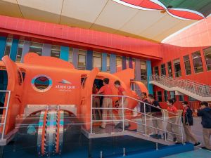 SeaWorld® Yas Island, Abu Dhabi’s interactive submersible brings an ocean of fun to students of Yas American Academy
