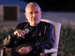 كامل تفاصيل تعاون إيلي صعب مع هيئة الترفيه  في موسم الرياض
