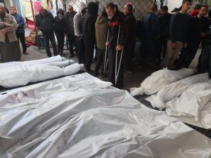 الجيش الإسرائيلي يستهدف بشكل مباشر مجمع ناصر الطبي ومستشفى الأمل بخان يونس