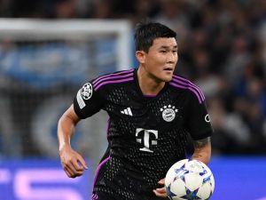 Bayern Munich's South Korean defender #03 Kim Min-jae controls the ball during the UEFA Champions League Group A football match between FC Copenhagen and FC Bayern Munich in Copenhagen, Denmark on October 3, 2023. (Photo by Sergei GAPON / AFP)