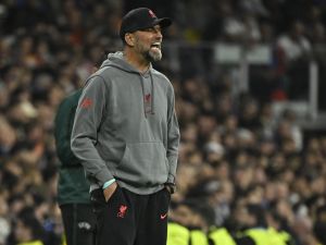 Liverpool's German coach Jurgen Klopp reacts during the UEFA Champions League last 16 second leg football match between Real Madrid CF and Liverpool FC at the Santiago Bernabeu stadium in Madrid on March 15, 2023. (Photo by JAVIER SORIANO / AFP)