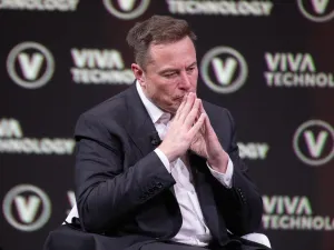 Elon Musk’s wealth at risk with $55B package void