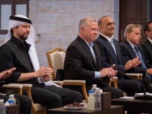 الملك عبدالله الثاني يتحدث عن تفاصيل عملية الإنزال الجوي