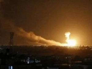 قصف دير الزور شرقي سوريا