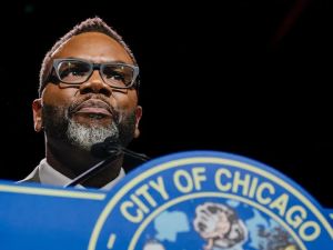 Chicago mayor Brandon Johnson approved a Chicago resolution calling for the urgency of a ceasefire to Palestinians facing genocide in Gaza. (X)