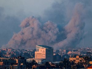 قصف اسرائيلي مكثف على مدينة رفح