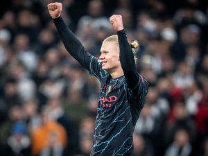 Manchester City's Norwegian striker #09 Erling Haaland celebrates after the UEFA Champions League round of 16, first-leg football match between FC Copenhagen and Manchester City in Copenhagen, Denmark, on February 13, 2024. (Photo by Mads Claus Rasmussen / AFP)