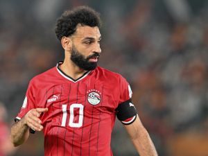 Egypt's forward #10 Mohamed Salah reacts during the Africa Cup of Nations (CAN) 2024 group B football match between Egypt and Ghana at the Felix Houphouet-Boigny Stadium in Abidjan on January 18, 2024. (Photo by Issouf SANOGO / AFP)