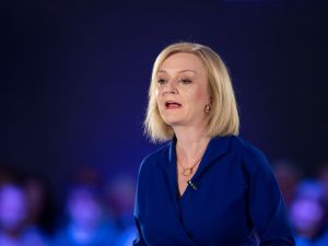  Liz Truss