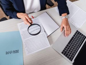 أفضل 5 مكاتب ترجمة معتمدة في دبي ننصح بها