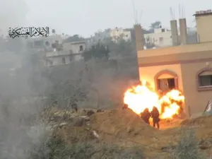 تفجير قوة راجلة في غزة