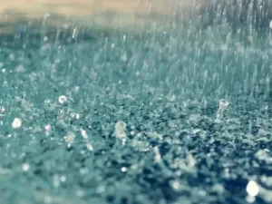 تفسير حلم المطر الغزير في النهار