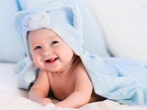 تفسير حلم انجاب ولد للعزباء بدون زواج لكبار علماء التفسير