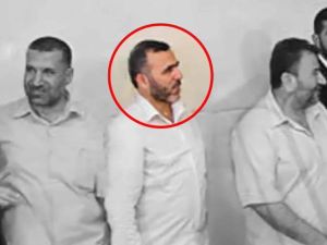 الرجل الثالث في حماس مروان عيسى