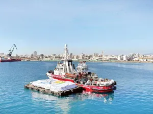سفينة مساعدات 