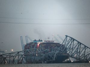 Two bodies found as Baltimore bridge collapse moves from recovery to salvage. (Roberto Schmidt/ AFP)