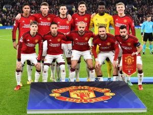 Manchester United's players pose for a team picture prior to the UEFA Champions League group A football match between Manchester United and FC Bayern Munich at Old Trafford stadium in Manchester, north west England, on December 12, 2023. (Photo by PETER POWELL / AFP)