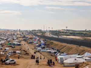خيم النازحين في منطقة رفح جنوب غزة