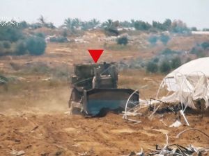 استهداف جرافة