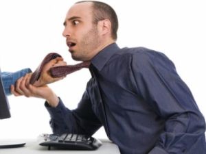 صورة تعبيرية عن الابتزاز