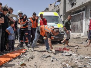 عشرات المجازر يوميا في غزة