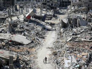 قصف عنيف تعرضت له غزة 