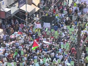 مسيرة حاشدة في عمان