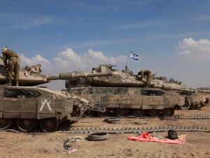 Israeli tanks