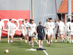 Bayern Munich's team attends a training session on April 29, 2024 in Munich, southern Germany, on the eve of the UEFA Champions League semi-final first leg football match between FC Bayern Munich and Real Madrid CF. (Photo by Michaela STACHE / AFP)