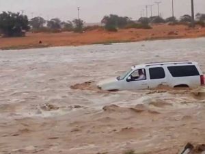 سيول غزيرة تضرب منطقة الباحة