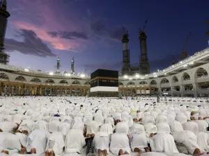 شددت الهيئة، على أهمية تنظيم عدد الحجاج لضمان سلامتهم وسكينتهم