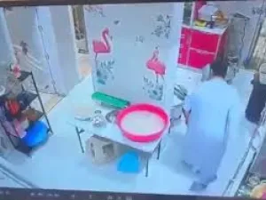 انفجار قدر الضغط خلال عملية الطهي، مما تسبب في إصابات بالغة لصاحب المنزل