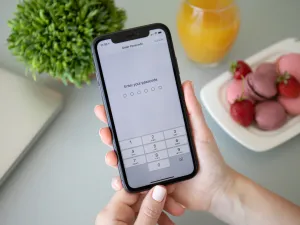 iPhone users are reportedly being locked out of their Apple ID accounts