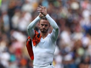 Tottenham Hotspur's English midfielder James Maddison applauds fans on the pitch after the pre-season friendly football match between Tottenham Hotspur and Shakhtar Donetsk at the Tottenham Hotspur Stadium, in London, on August 6, 2023. (Photo by HENRY NICHOLLS / AFP)
