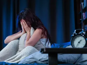 تفسير حلم صديقتي تعمل لي سحر للعزباء وللمتزوجة وللمطلقة