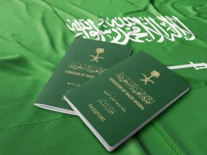 جددها من هُنـا.. تجديد إقامة زوجة المواطن في السعودية والرسوم المطلوبة