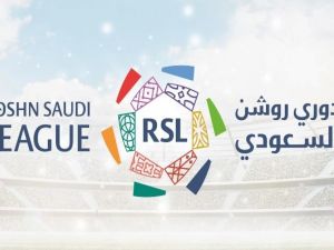 محترف دوري روشن السعودي يعلن مصيره مع ناديه 