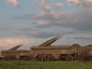 Russia begins nuclear weapons drills 