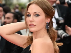 مريم أوزرلي تخطف الأنظار بإطلالتها في اليوم الثالث من مهرجان كان 