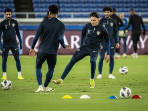Al Ain’s players takes part in a team training session at Nissan Stadium in Yokohama, Kanagawa prefecture, south of Tokyo, on May 10, 2024, a day before the AFC Champions League final first leg football match between Japan's Yokohama F. Marinos and the UAE’s Al Ain. (Photo by Yuichi YAMAZAKI / AFP)