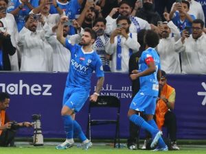 Hilal's Portuguese midfielder #08 Ruben Neves celebrates scoring his team's second goal during the Saudi Pro League football match between Al-Hilal and Al-Fateh at the Kingdom Arena stadium in Riyadh on April 26, 2024. (Photo by Fayez NURELDINE / AFP)