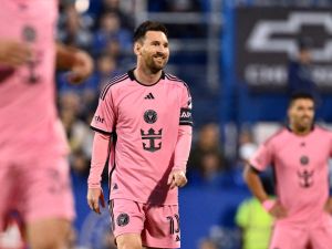 Lionel Messi #10 of Inter Miami looks on during the first half against CF Montréal at Saputo Stadium on May 11, 2024 in Montreal, Quebec. Minas Panagiotakis/Getty Images/AFP (Photo by Minas Panagiotakis / GETTY IMAGES NORTH AMERICA / Getty Images via AFP)