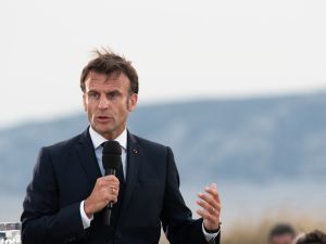 Macron