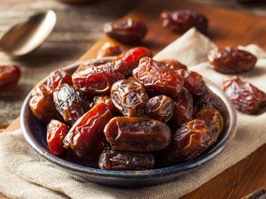 dates 