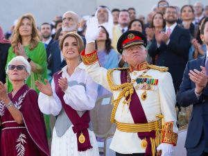 الملكة رانيا تحتفل بعيد زواجها من الملك عبدالله الـ 31 بفيديو من اليوبيل الفضي