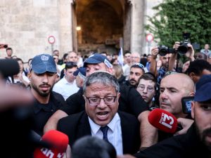 Ben-Gvir protests restrictions on his role in police operations