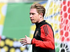 Belgium's midfielder #07 Kevin De Bruyne takes part in a MD-1 training session during the UEFA Euro 2024 football Championship, at the team base camp in Ludwigsburg, near Stuttgart, on June 16, 2024, on the eve of their first group match against Slovakia. (Photo by THOMAS KIENZLE / AFP)