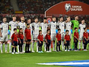 Scotland's players pose prior the EURO 2024 first round group A qualifying football match between Spain and Scotland at the La Cartuja stadium in Seville on October 12, 2023. (Photo by JAVIER SORIANO / AFP)
